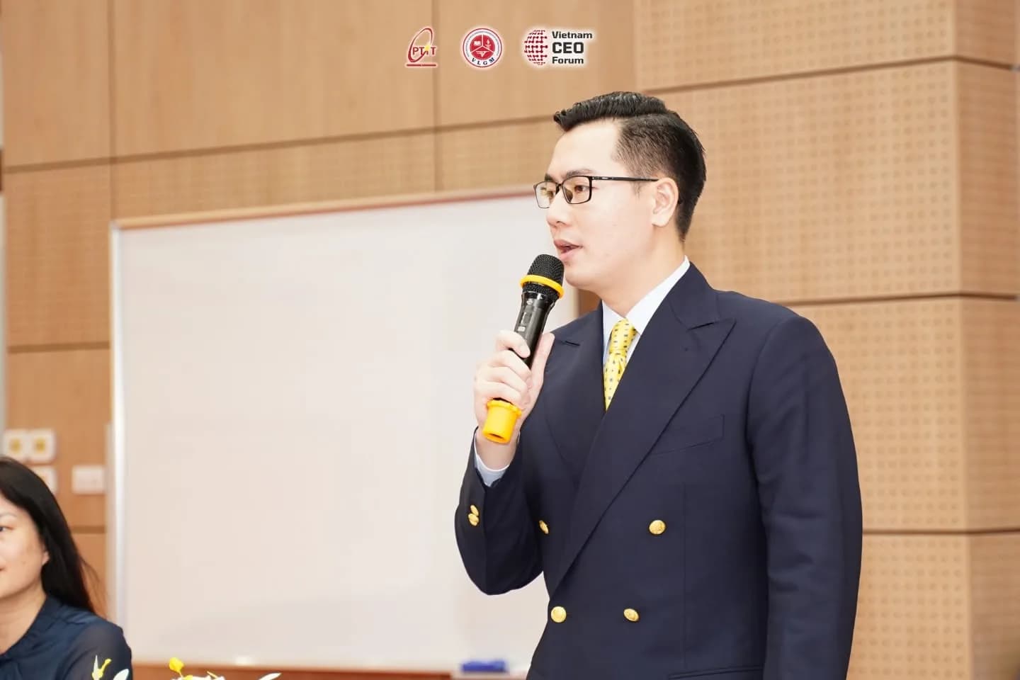 BỐN NHÂN TỐ THÀNH CÔNG AI: AI không thắng bằng model, mà bằng hệ thống tạo giá trị