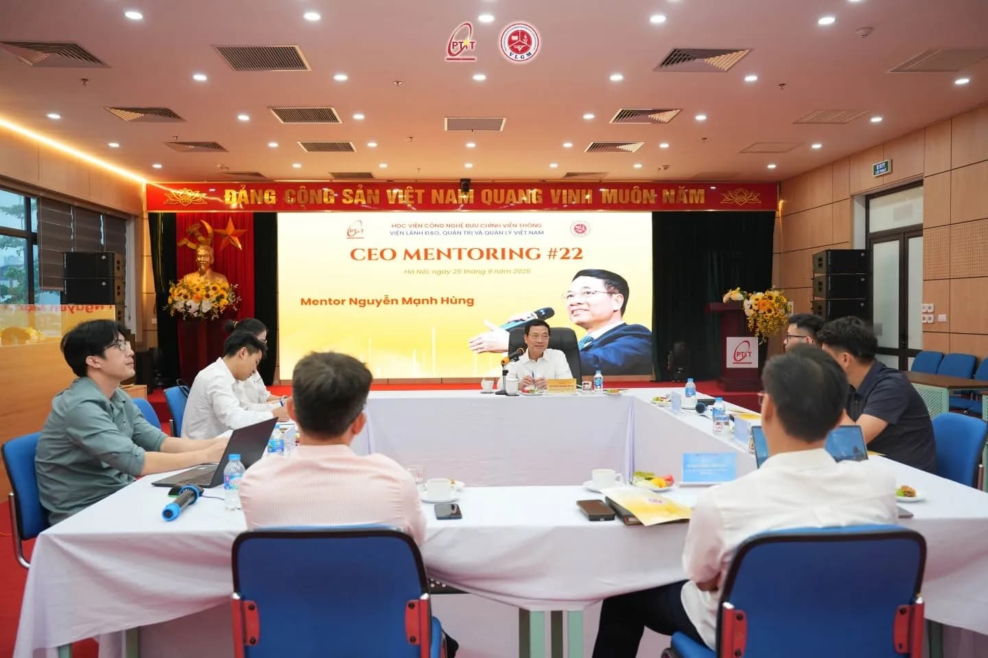 CEO Mentoring 22: Những cuộc đối thoại từ bài toán thực tiễn